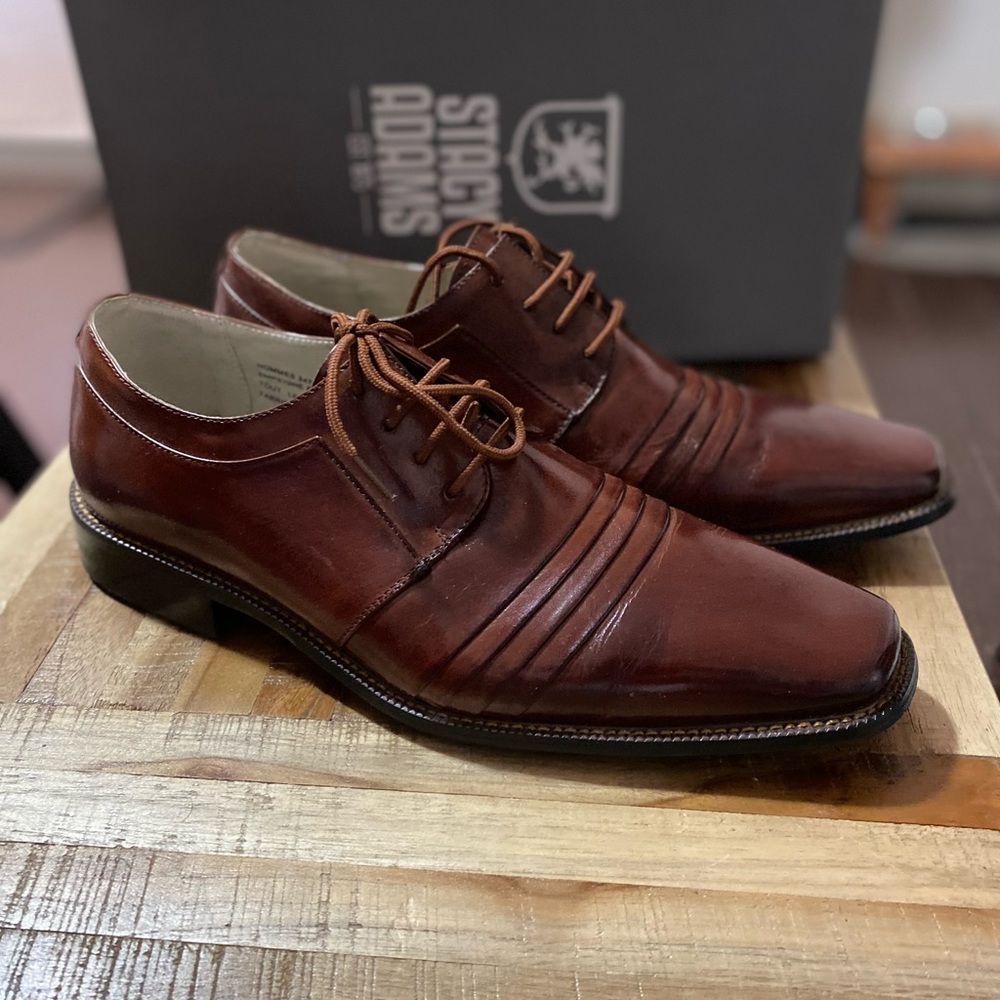 Stacy Adams. Brand new never worn! Size 9.5.